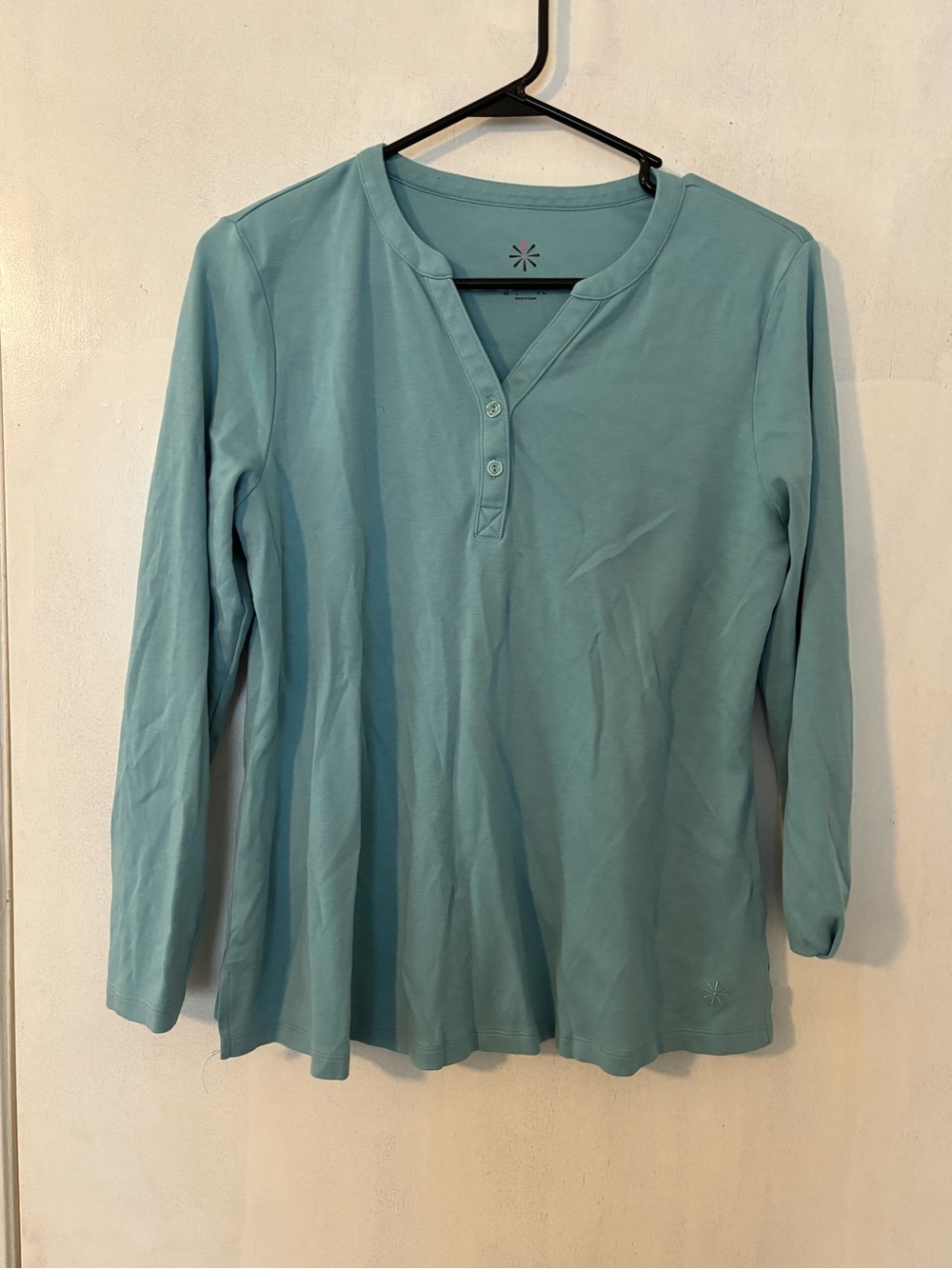 Isaac Mizrahi Light Teal Henley Long-Sleeve Top